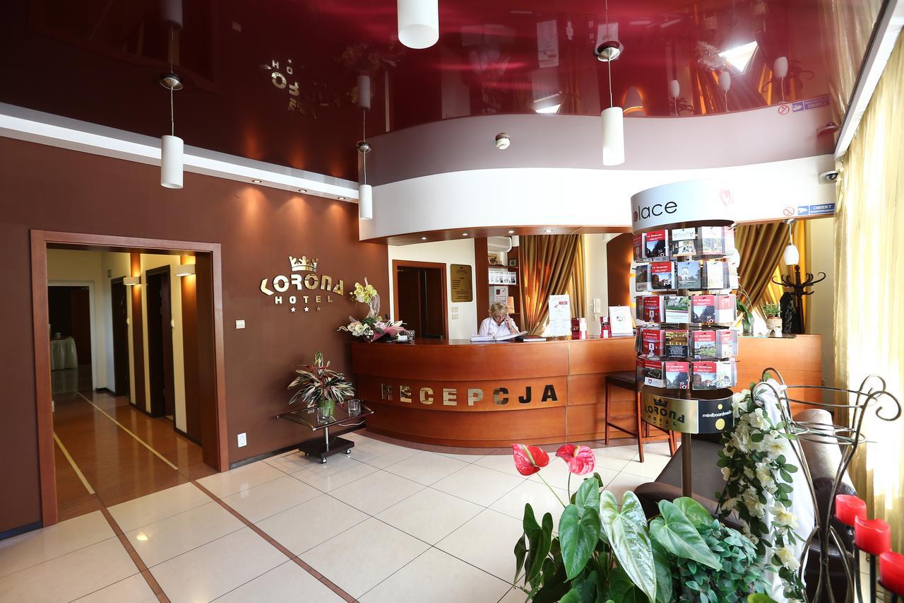 Hotel Korona ชีคฮานูฟ ภายนอก รูปภาพ