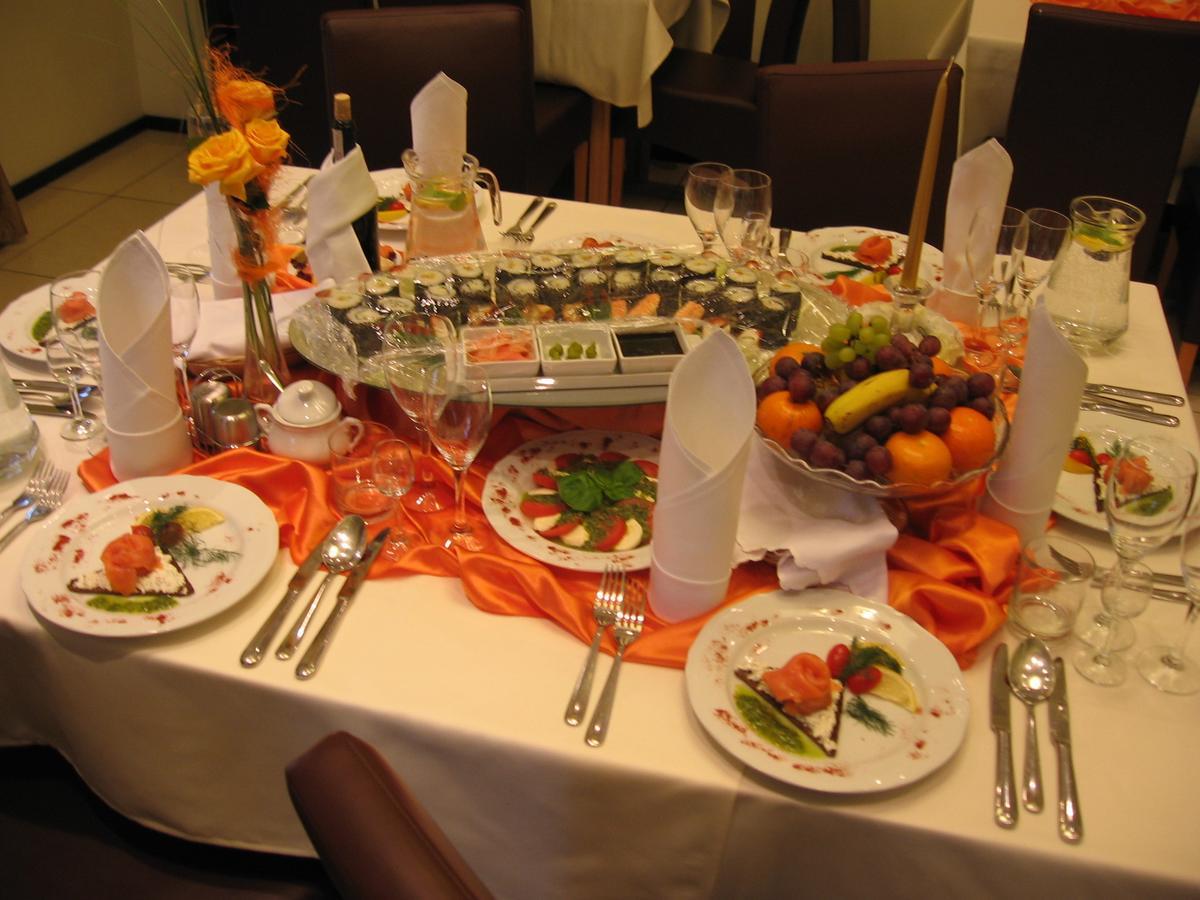 Hotel Korona ชีคฮานูฟ ภายนอก รูปภาพ